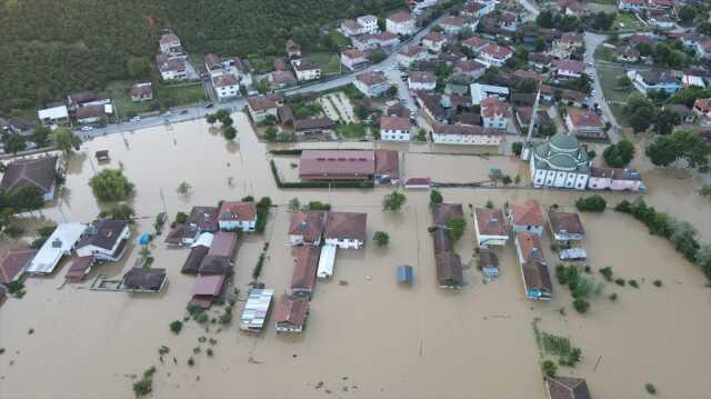 Düzce'de Efteni Gölü havzasında taşkın: 350 dekar alan zarar gördü