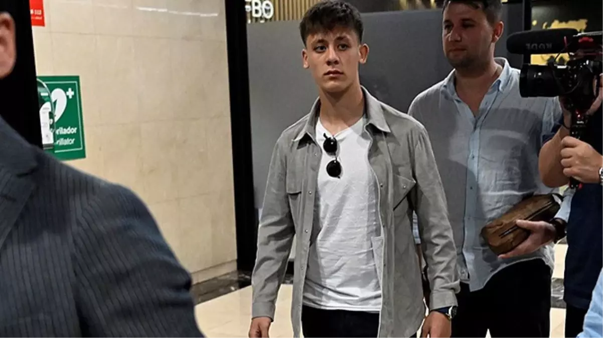 Fotoğraflardaki detay ortaya çıkardı! Arda Güler, Galatasaraylı basketbolcuyla aşk yaşıyor