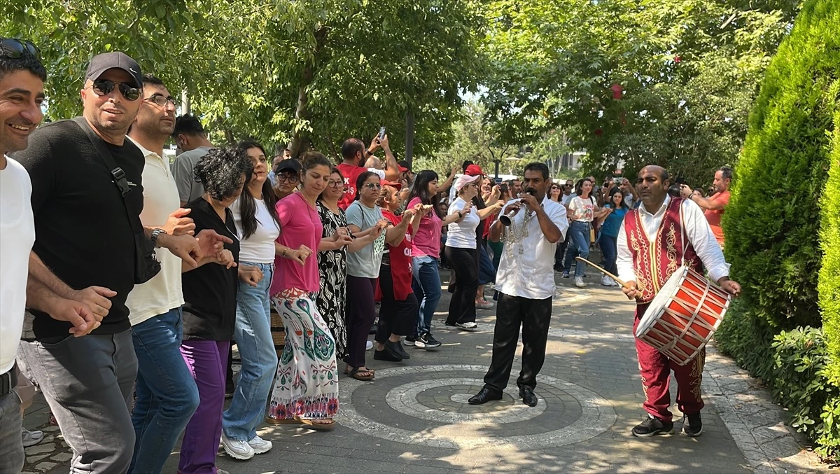 Kadıköy Belediyesi İşçileri Ücret Artışı İçin İş Bıraktı