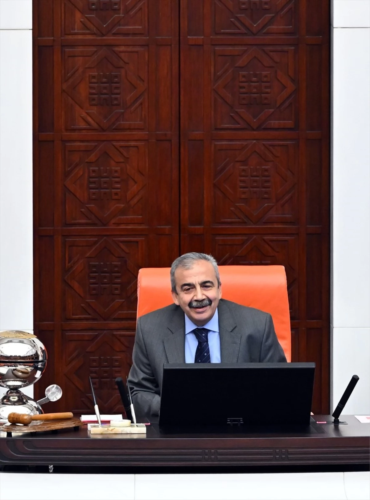 Meclis Başkanvekili Sırrı Süreyya Önder\'den yeni yasama yılına ilişkin açıklama