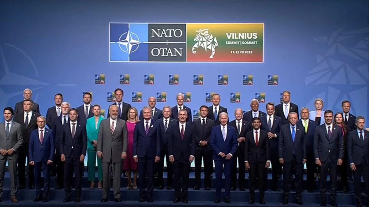 NATO Liderler Zirvesi, çekilen aile fotoğrafıyla birlikte başladı! İşte liderlerin masaya yatıracağı 2 önemli konu