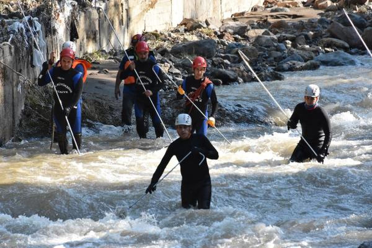 Fatsa\'da Dereye Düşen Kadın İçin Arama Kurtarma Çalışmalarına Ara Verildi
