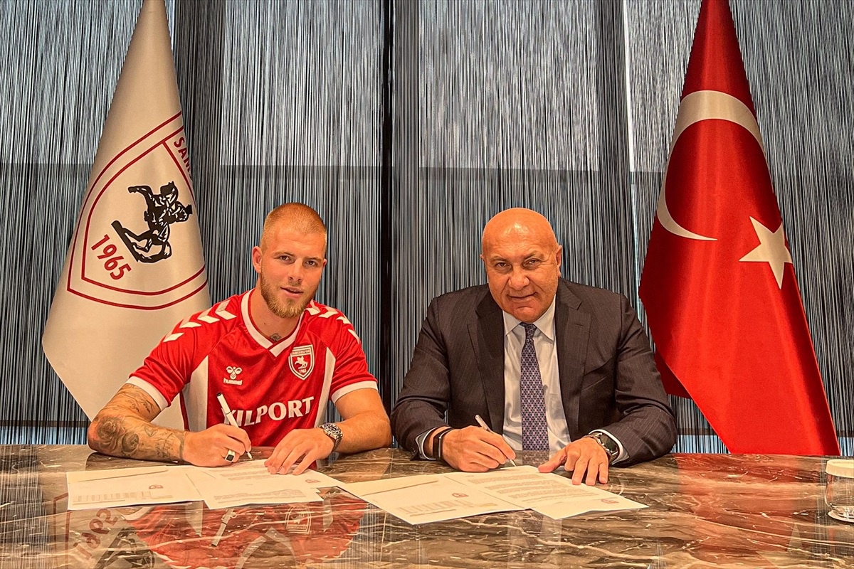 Samsunspor, Hollandalı Rick Van Drongelen\'i renklerine bağladı