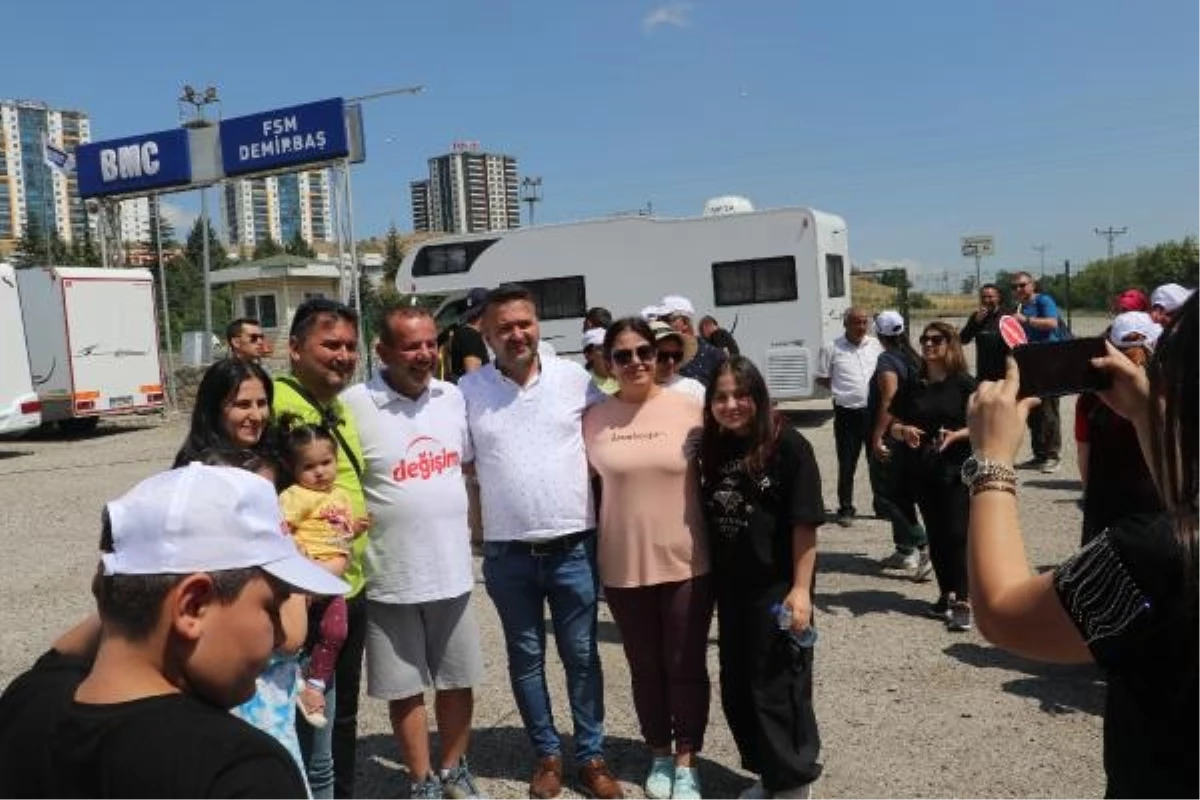 Bolu Belediye Başkanı Tanju Özcan Ankara\'ya ulaştı
