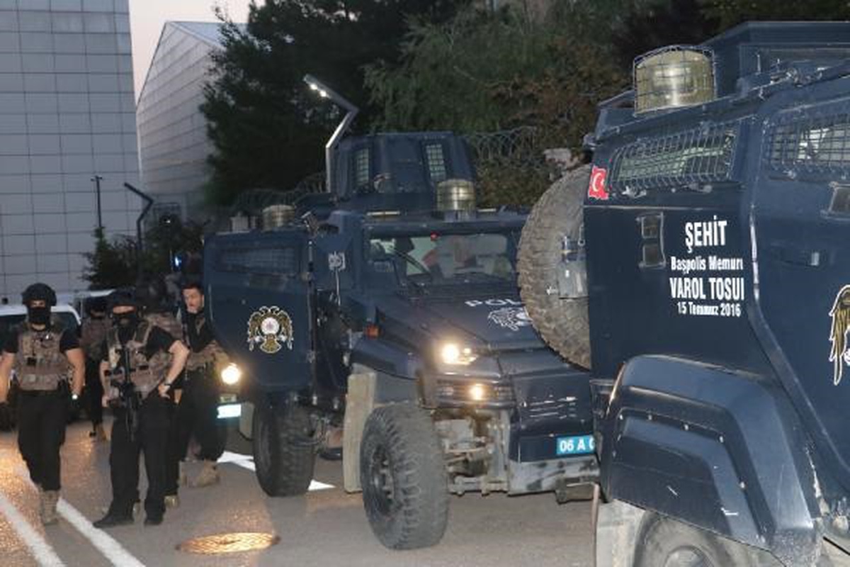 Ankara\'da FETÖ/PDY\'nin finans yapılanmasına operasyon: 40 şüpheli gözaltına alındı