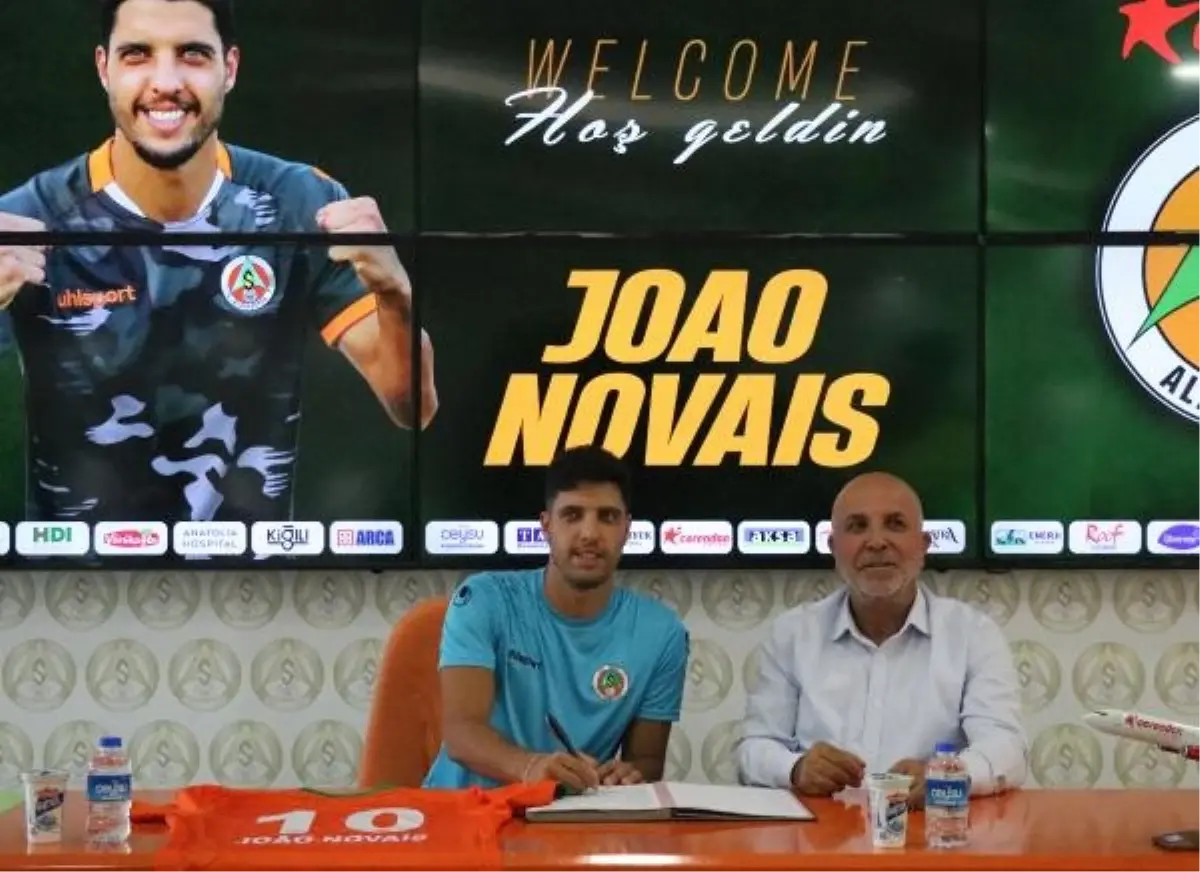 Corendon Alanyaspor, Joao Novais'i 2 yıllığına renklerine bağladı