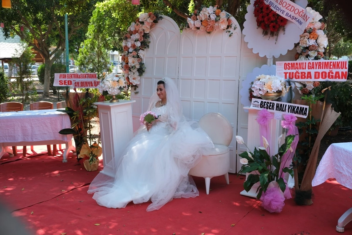 Özel gereksinimli depremzede Gamze için temsili düğün düzenlendi