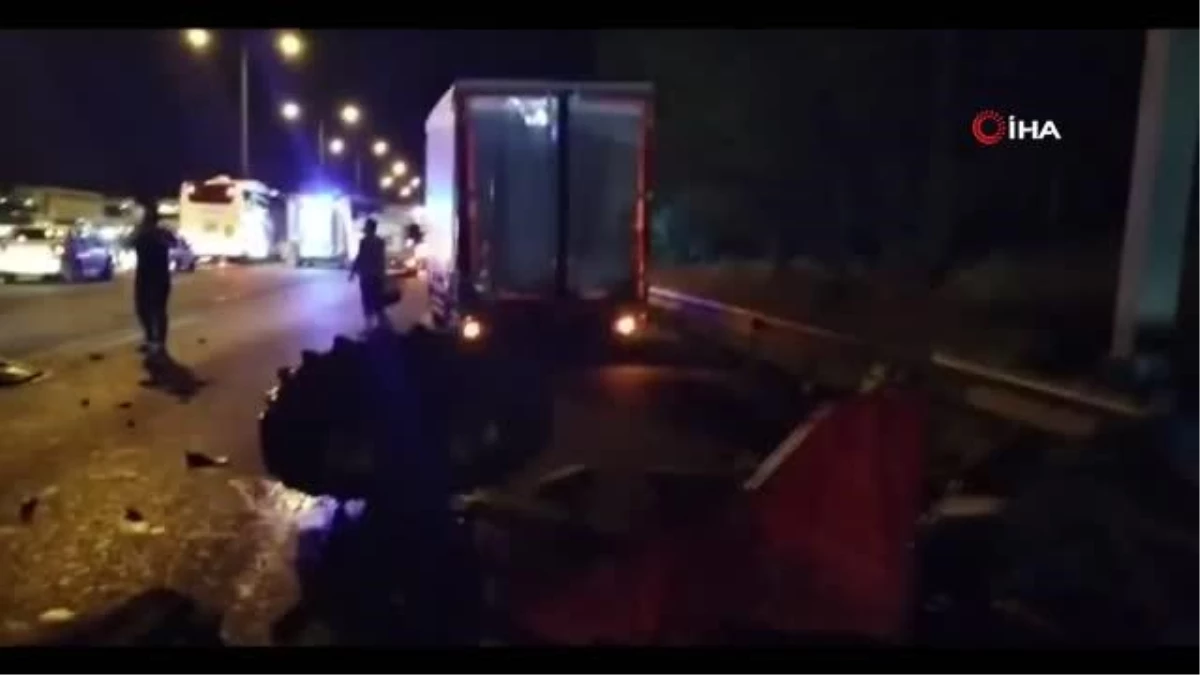 Adana\'da biri otobüs 7 araç kazaya karıştı: 16 yaralı