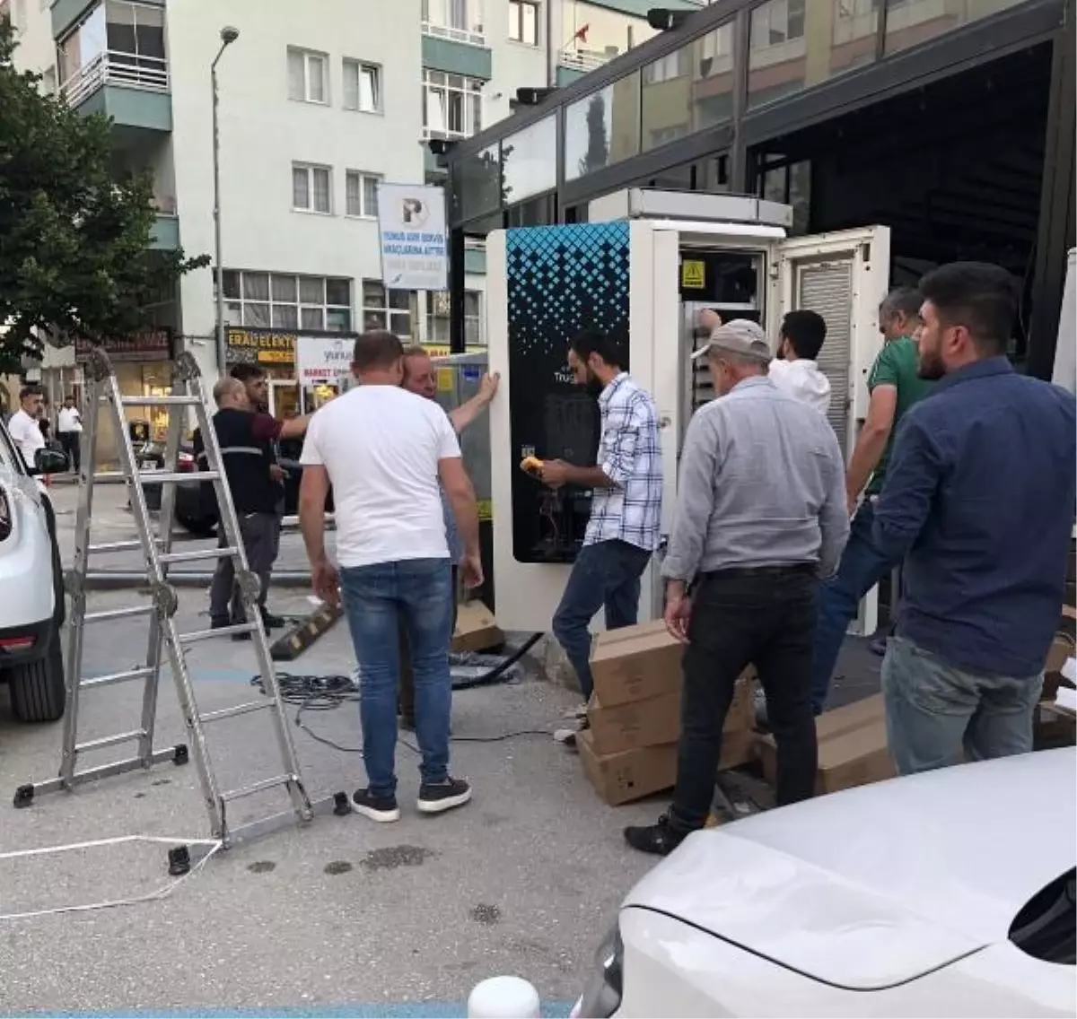 Çankırı'ya Trugo elektrikli otomobil şarj istasyonu kuruldu