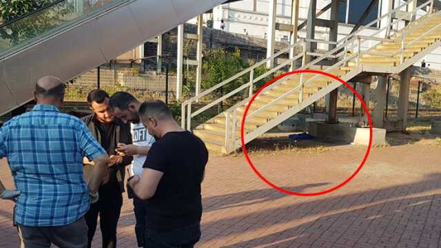 Karabük'te yürüyen merdivenin altında bebek cesedi bulundu Karabük'te yürüyen merdivenin altında bebek cesedi bulundu