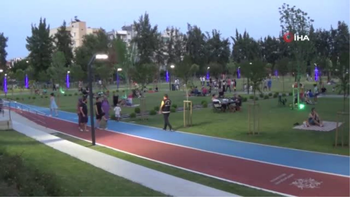 Mimar Sinan Parkı, Derya Uluğ konseriyle açıldı