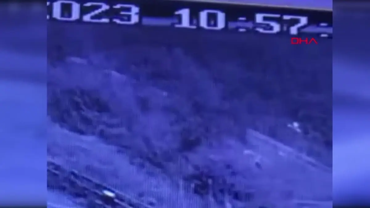 TEM Otoyolu Düzce Geçişinde Kontrolden Çıkan Otomobilde Sürücü Hayatını Kaybetti