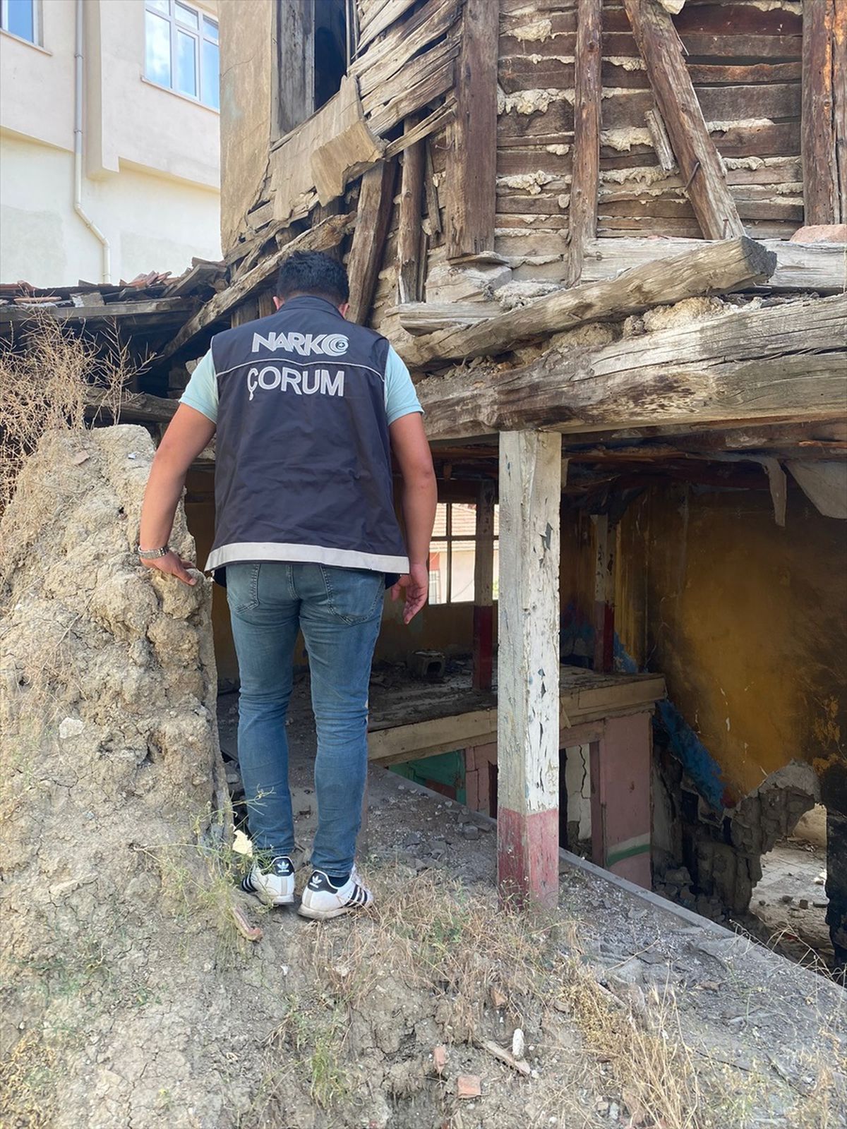 Çorum\'un Sungurlu ilçesinde uyuşturucu ticaretini önlemek amacıyla denetim yapıldı