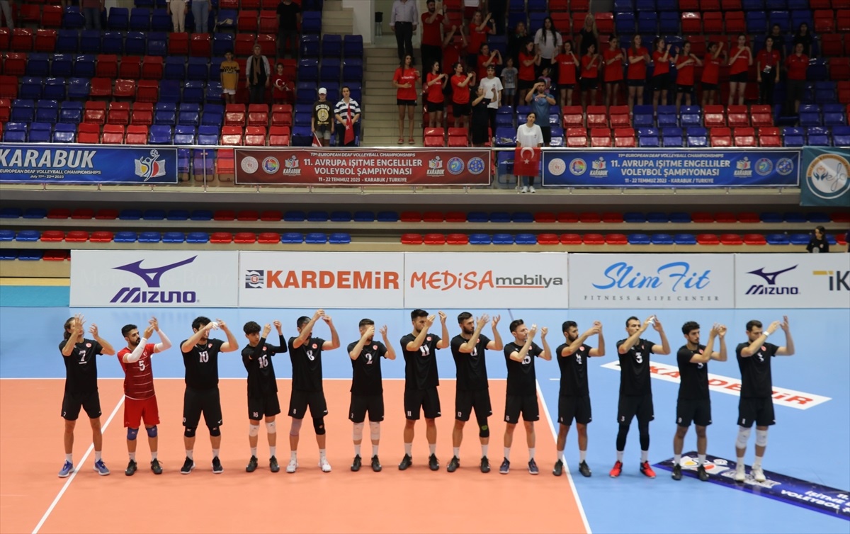 Türkiye Erkek Milli Takımı Ukrayna\'yı 3-1 Mağlup Etti
