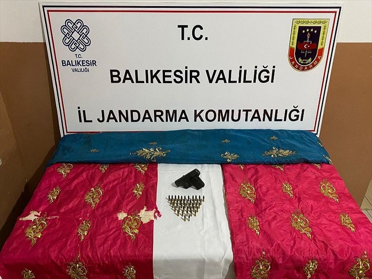 Erdek\'te tarihi eser kaçakçılığı operasyonu: 1 gözaltı