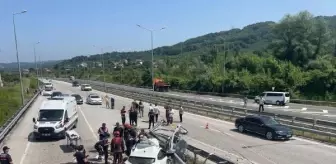 Düzce'de Kaza: Sürücü Bariyerlere Çarparak Hayatını Kaybetti