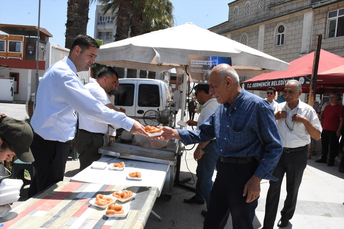 Aydın\'ın Germencik ilçesinde 15 Temmuz şehitleri için mevlit programı düzenlendi