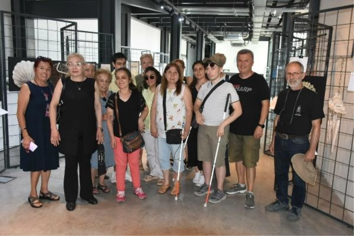 İzmir\'deki Yeşilova Höyüğü\'nde Görme Engellilere Özel Müze Kuruldu