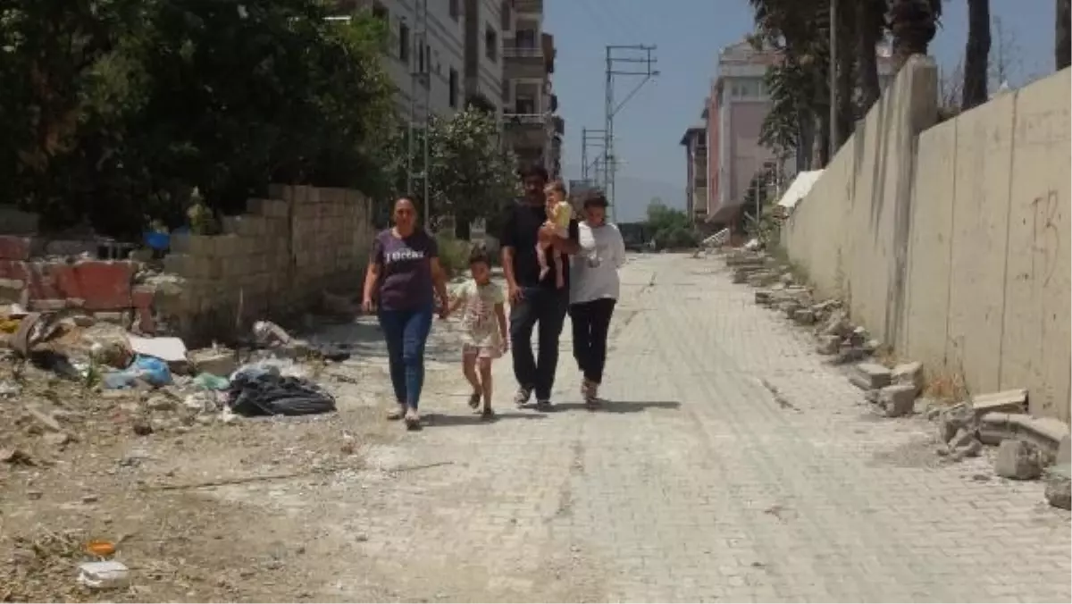 Deprem Mağduru Aile Hırsız ve Dolandırıcıların Hedefi Oldu