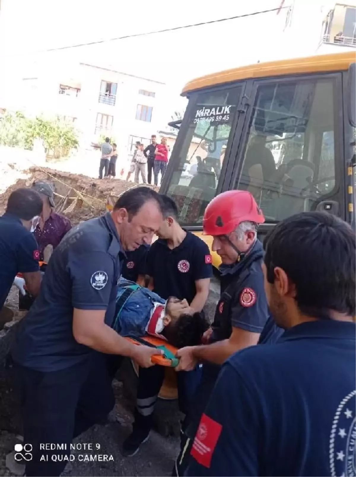 Elazığ'da İnşaat İşçisi Toprak Altında Kaldı