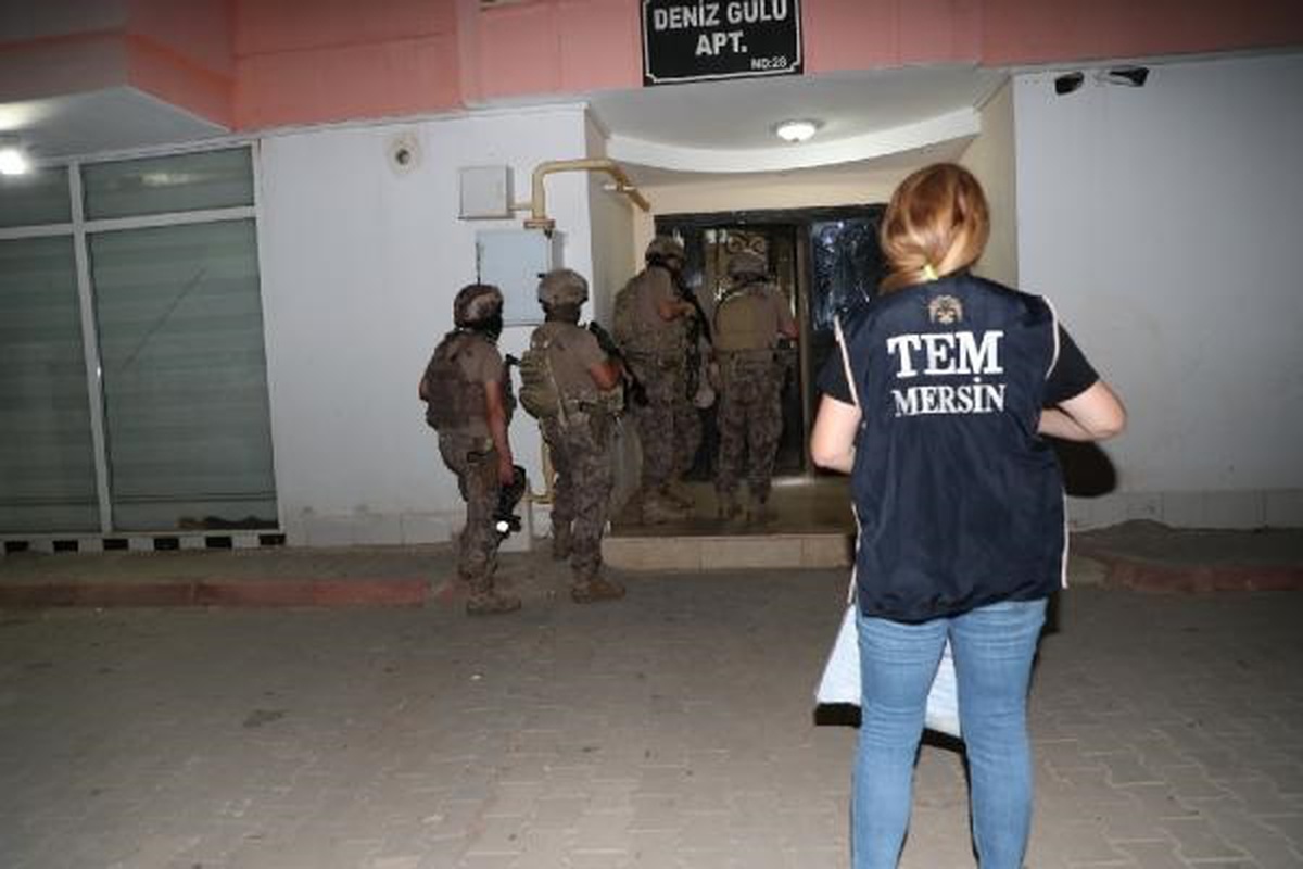 Mersin\'de 11 kişi gözaltına alındı