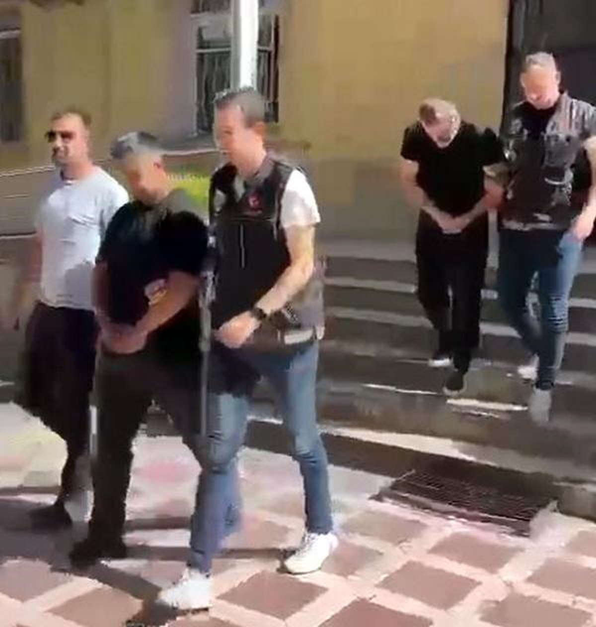 Aydın\'da Otomobilde 2 Kilo Metamfetamin Ele Geçirildi