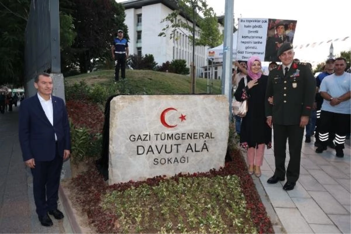 15 Temmuz Gazisi Albay Davut Ala\'ya Zeytinburnu\'nda bir sokağın adı verildi