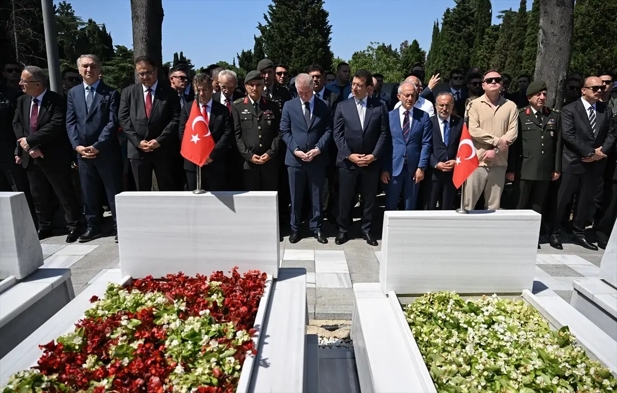 15 Temmuz Şehitleri Edirnekapı\'da Anıldı