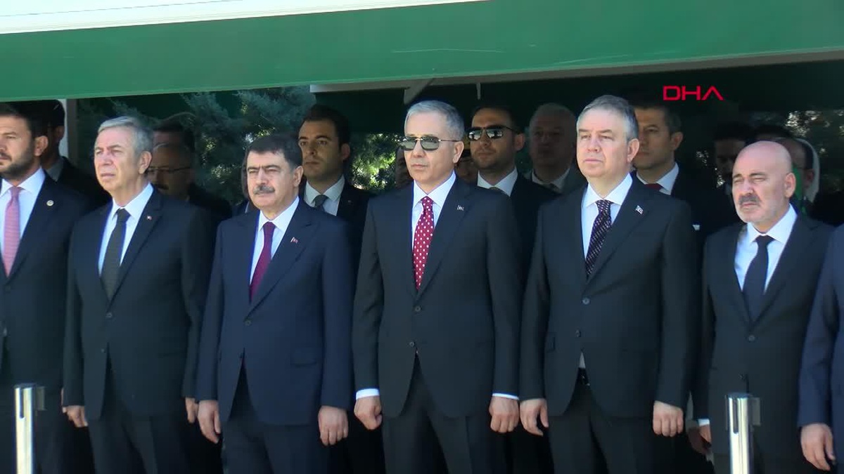 Bakan Yerlikaya: Tarihin en büyük destanlarından birini milletimiz yazdı