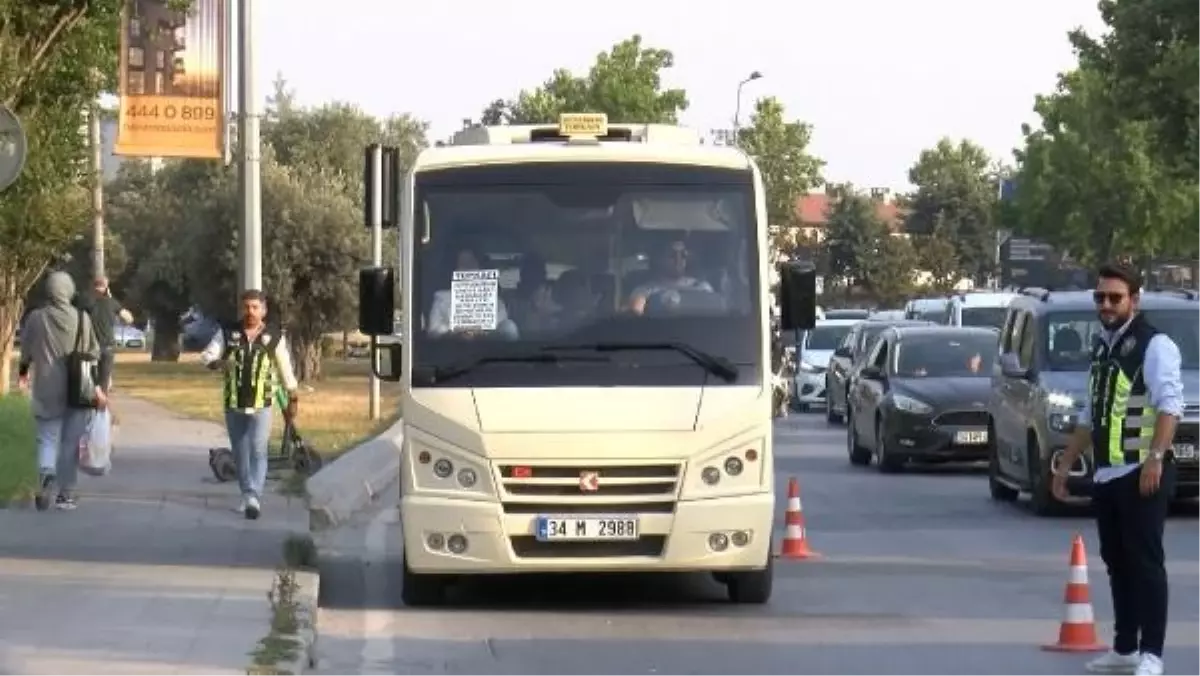 Bakırköy\'de Minibüs Şoförlerine Denetim Cezası