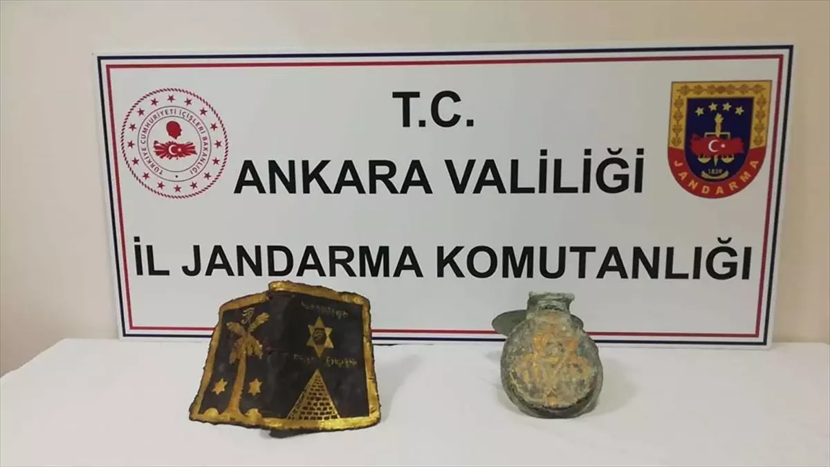 Ankara\'da düzenlenen operasyonda tarihi eser kaçakçıları yakalandı