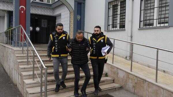 Bursa'da Bir Kadın, Eski Sevgilisi Tarafından Öldürüldü Bursa'da Bir Kadın, Eski Sevgilisi Tarafından Öldürüldü