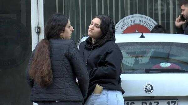 Bursa'da Bir Kadın, Eski Sevgilisi Tarafından Öldürüldü Bursa'da Bir Kadın, Eski Sevgilisi Tarafından Öldürüldü