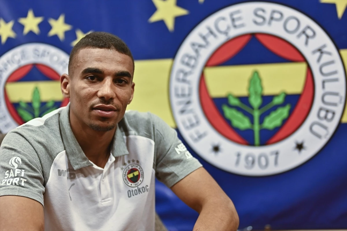 Fenerbahçe\'nin yeni transferi Ganalı Djiku, Türkiye\'deki hedeflerini AA\'ya anlattı Açıklaması