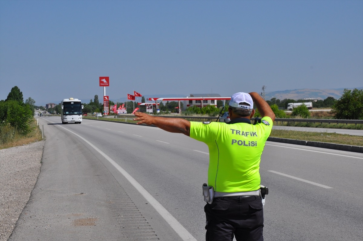 Gümüşhacıköy\'de düzensiz göçle mücadele uygulaması