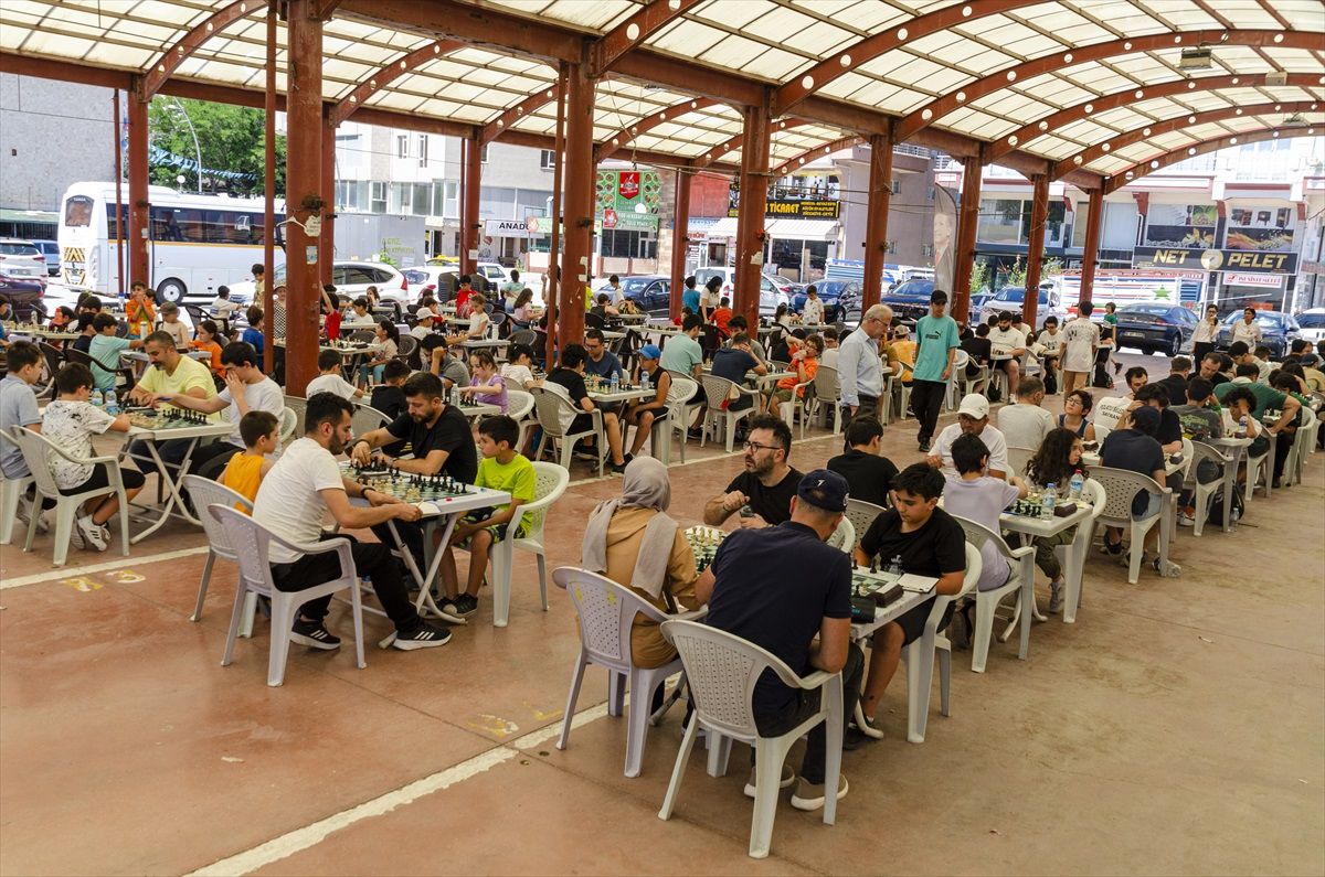 Kahramankazan\'da Türkiye Satranç Turnuvası düzenlendi
