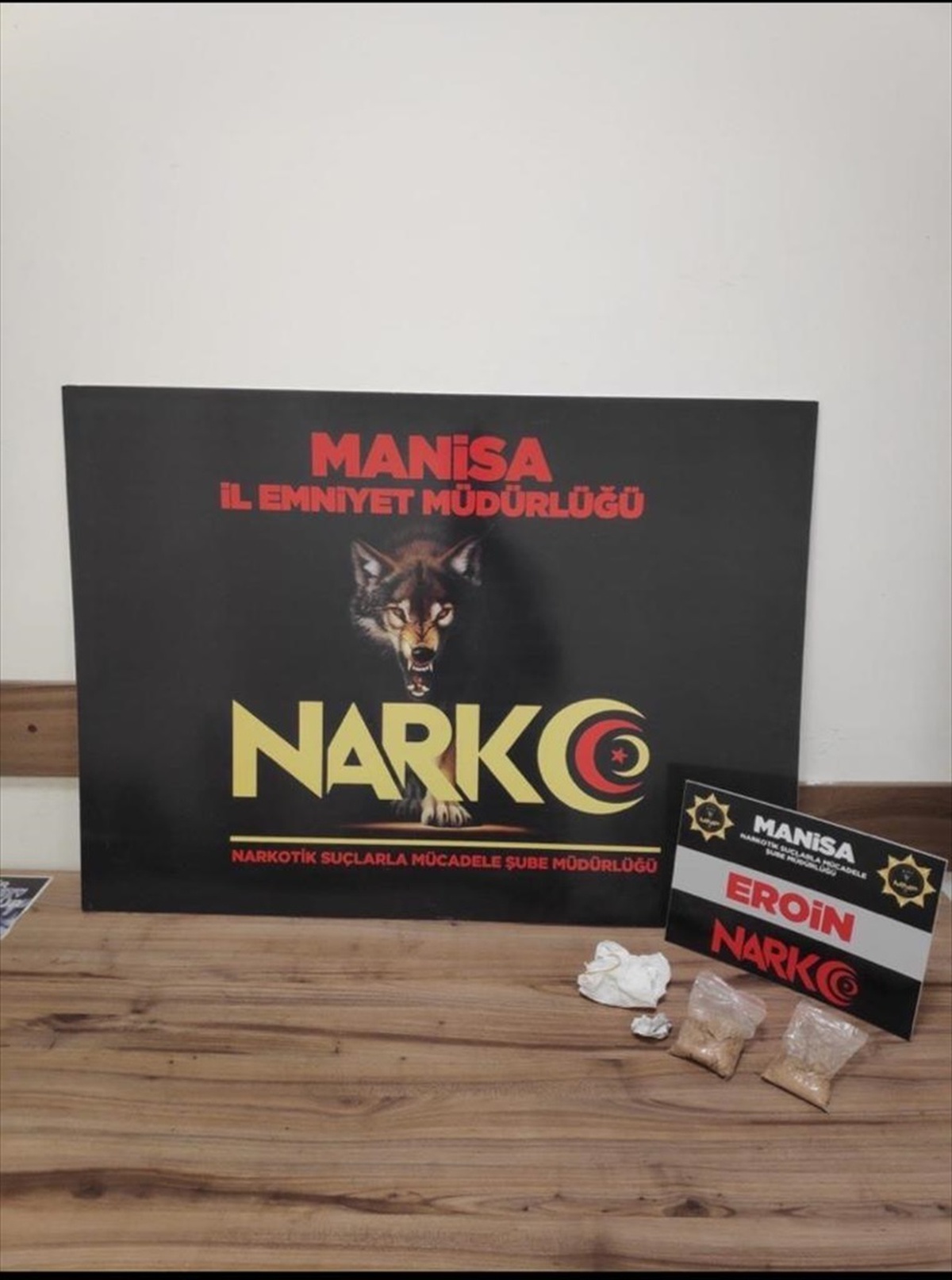Manisa\'da Otomobilde Uyuşturucu Bulunduran Kişi Tutuklandı