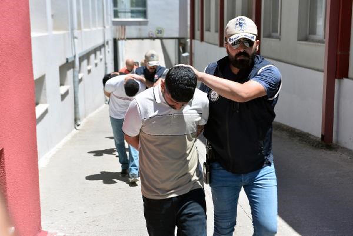 Adana\'da Orman Yangınlarını Çıkaran Örgüt Üyeleri Tutuklandı