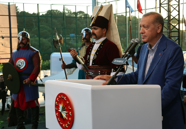 Son Dakika! Cumhurbaşkanı Erdoğan: Bir kez daha ilan ediyorum, değil üzerinden 7 yıl, 70 yıl geçse de 15 Temmuz'u unutturmayacağız