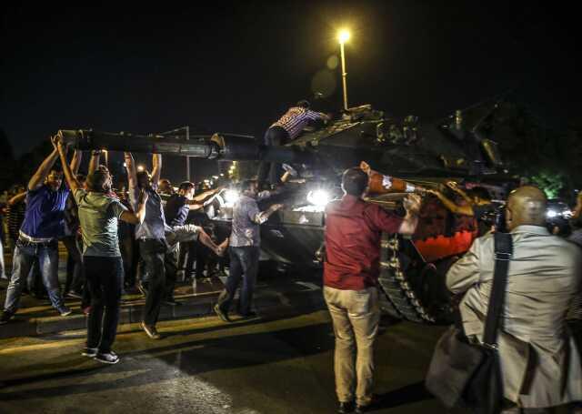 Tarihi direnişin 7. yılı! 15 Temmuz, hem Türkiye'de hem dünyada unutulmadı