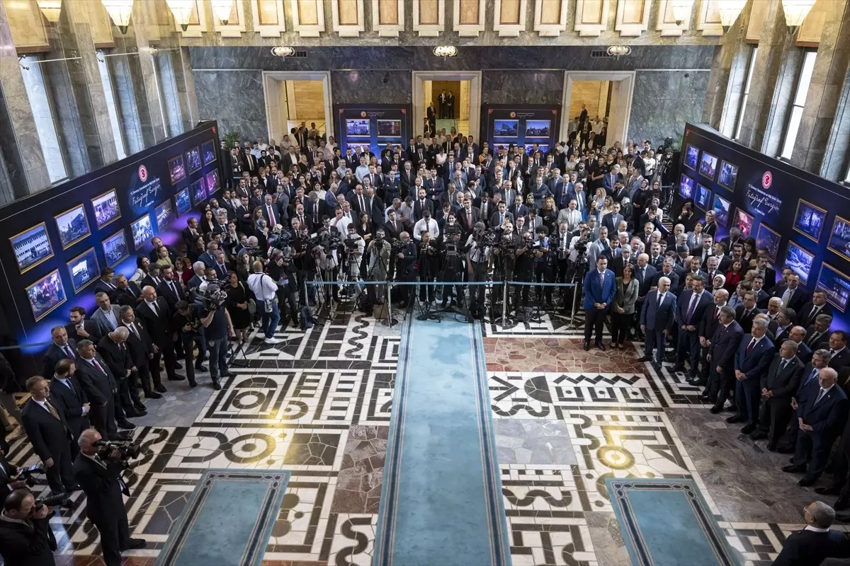 TBMM\'de "15 Temmuz Fotoğraf Sergisi" açıldı