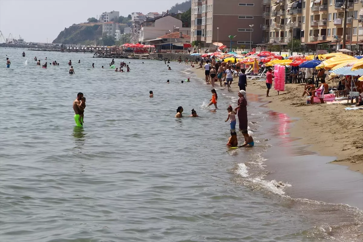 Aşırı Sıcaklar Nedeniyle 48 Kişi Hastanelere Başvurdu