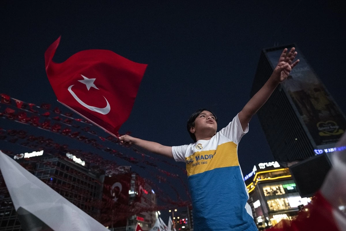 Ankara\'da 15 Temmuz Demokrasi Nöbeti Tutuldu