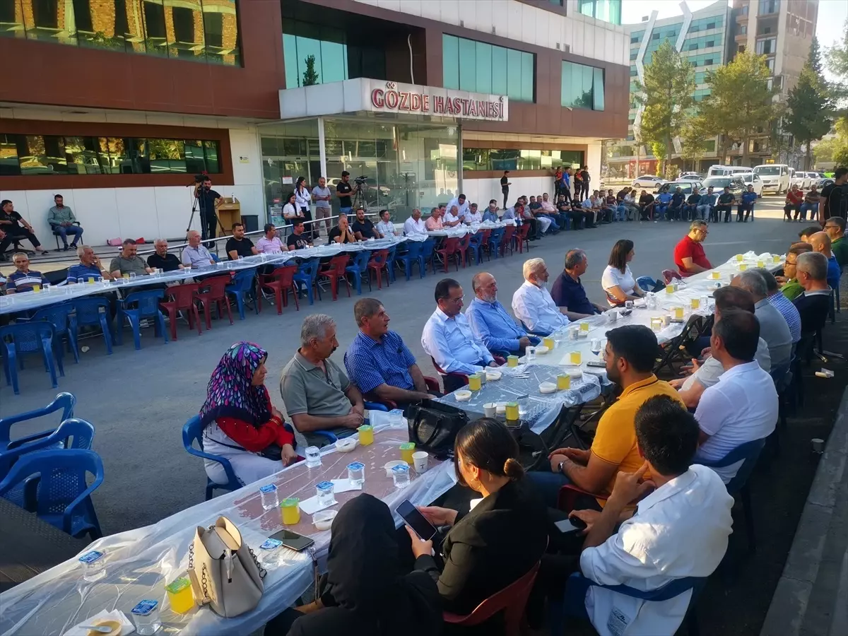 Depremlerde hayatını kaybeden gazeteciler için Adıyaman\'da mevlit okutuldu