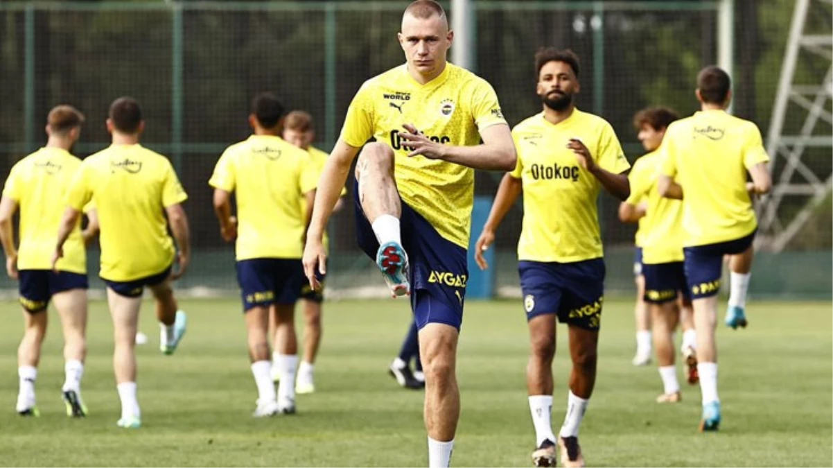 Fenerbahçe\'de İsmail Kartal, takımdan gönderilecek oyuncuları belirledi