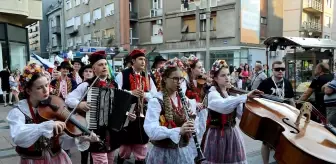 Niş'te düzenlenen Uluslararası Öğrenci Folklor Festivali başladı