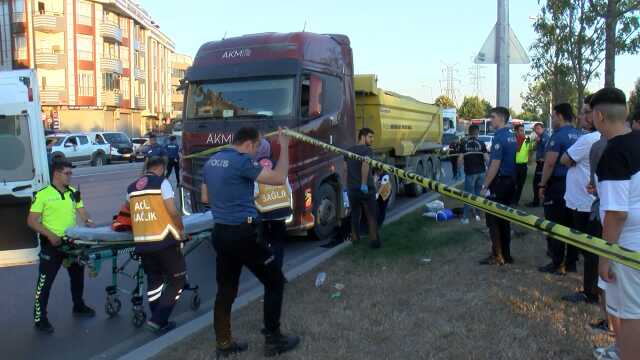 Sultangazi'de Mangal Yakmak İsterken tırın Altında Kalarak Hayatını Kaybetti Sultangazi'de Mangal Yakmak İsterken tırın Altında Kalarak Hayatını Kaybetti