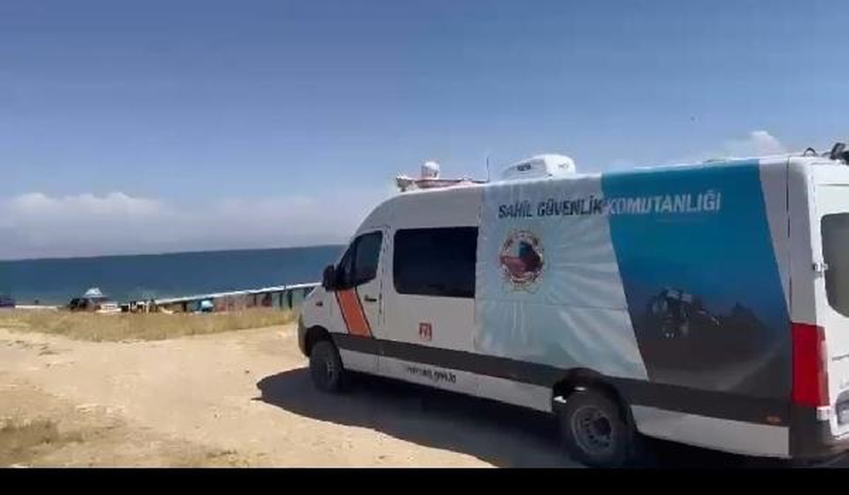 Van Gölü\'nde Akıntıya Kapılan Kişinin Cansız Bedenine Ulaşıldı