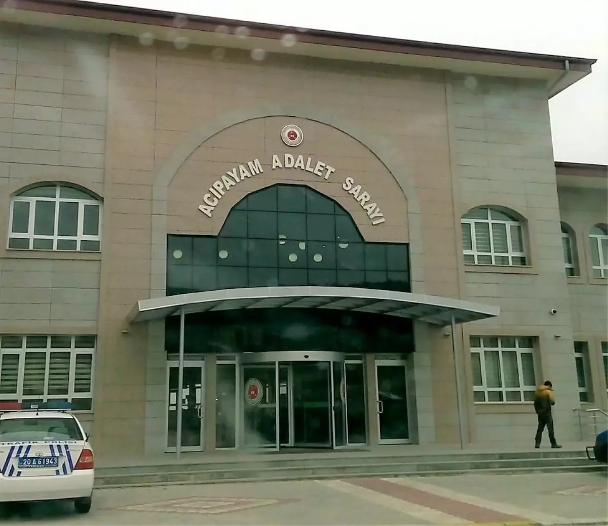 Denizli\'de Zimmet Skandalı: Yazı İşleri Müdürü Yakalandı