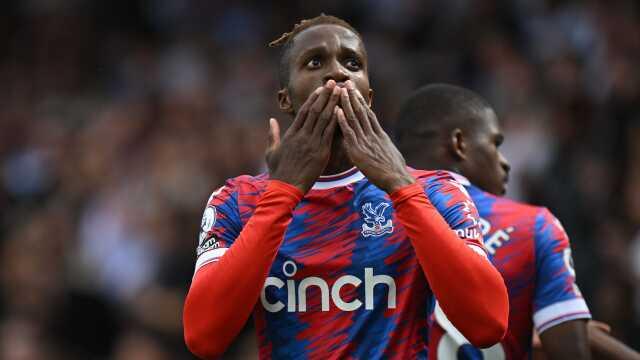 Ali Koç tüm imkanları zorladı! İşte Fenerbahçe'nin Zaha'ya yaptığı son teklif